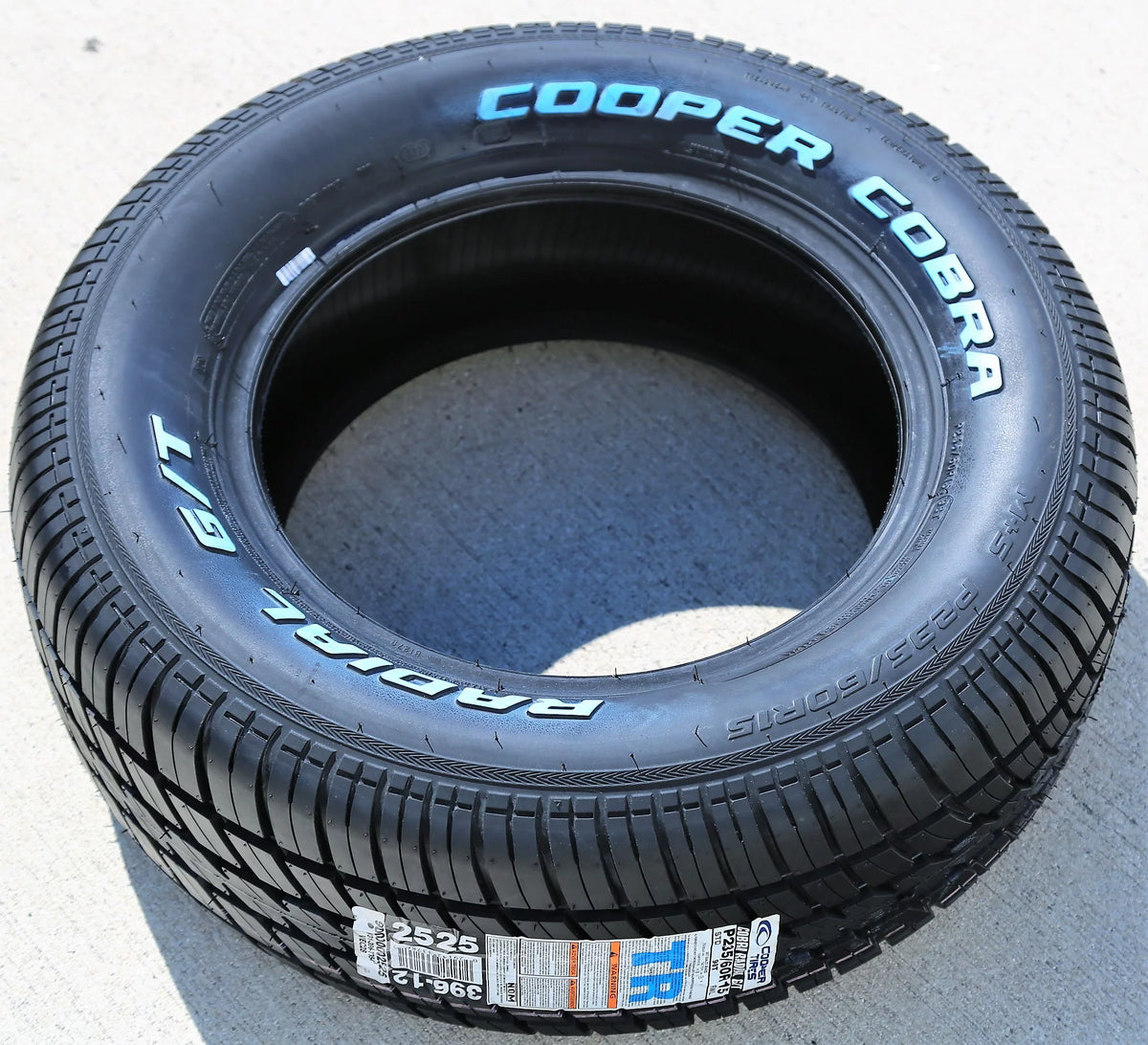 All Season P235/60R15 98T Passenger Tire Y2760